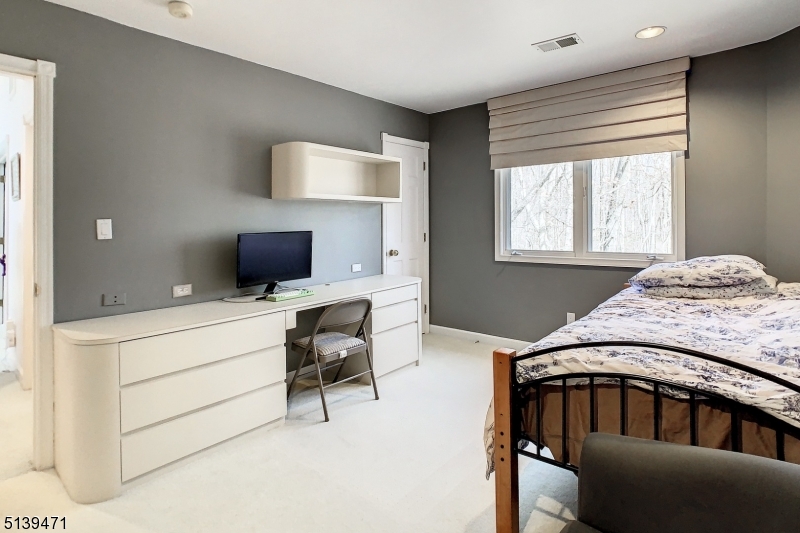 Spruce Edge - Residential