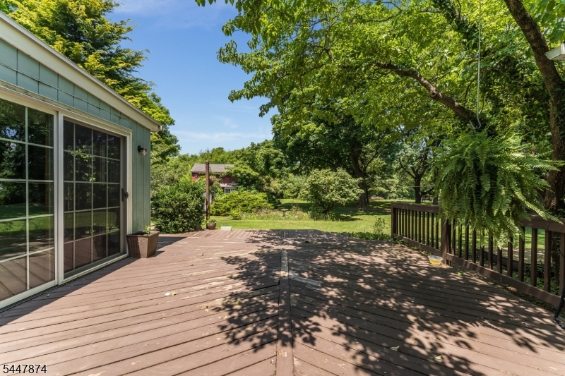 ROBERT HUNTER - Residential