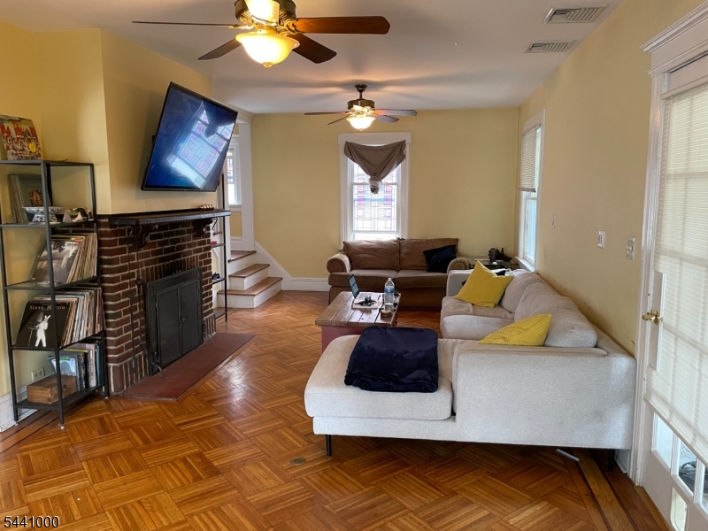 Halcyon Park - Residential Lease
