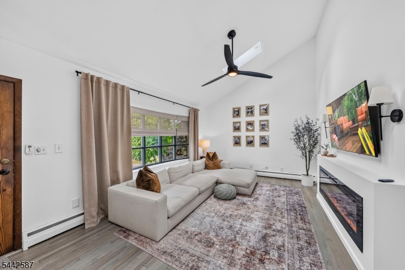 Colonia - Residential