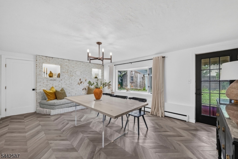 Colonia - Residential