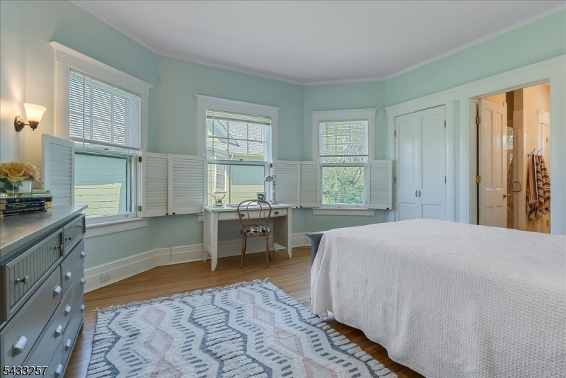 Upper Montclair - Residential