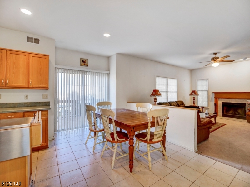 POETS PEAK - Residential