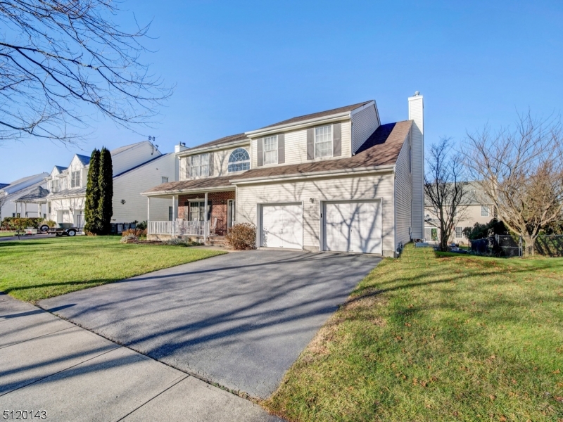 POETS PEAK - Residential
