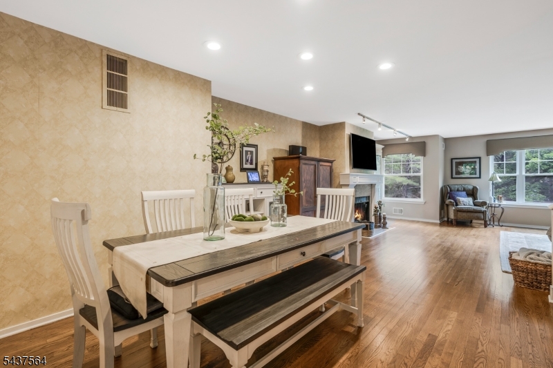 Crossroads - Residential