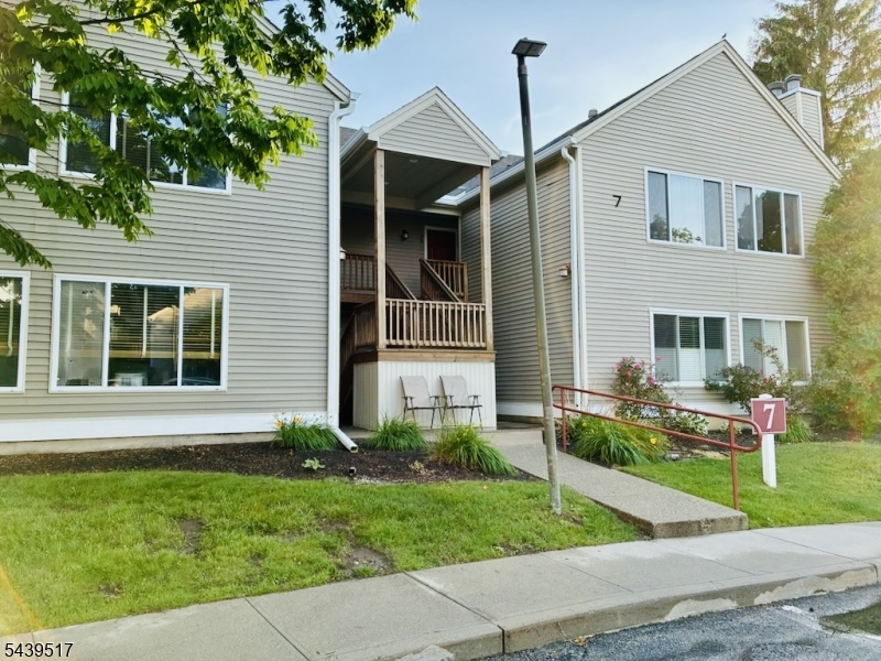 Falcon Ridge - Residential