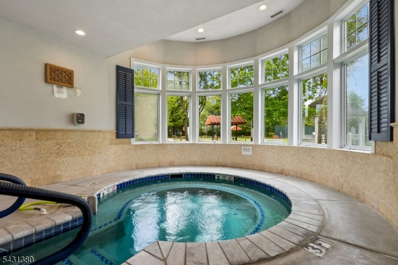 Somerset Run - Residential