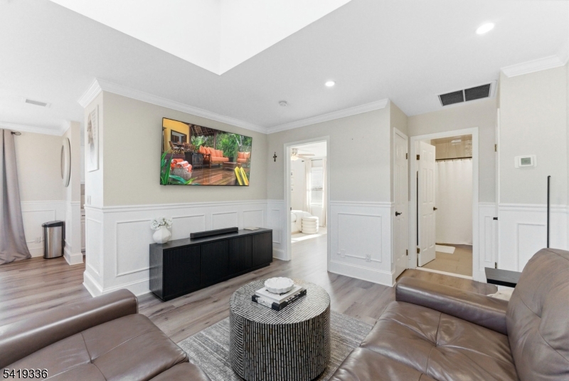 lyndhurst - Residential