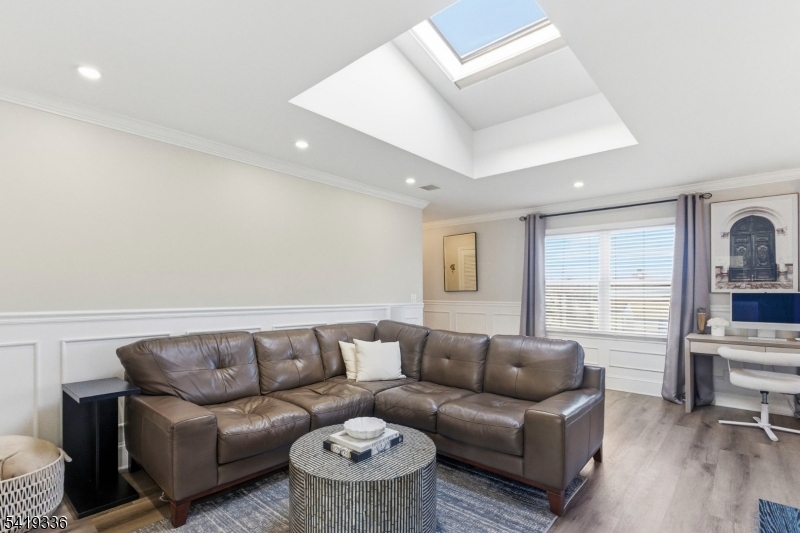 lyndhurst - Residential