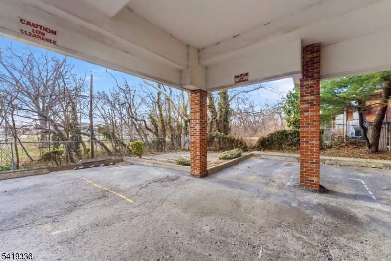 lyndhurst - Residential