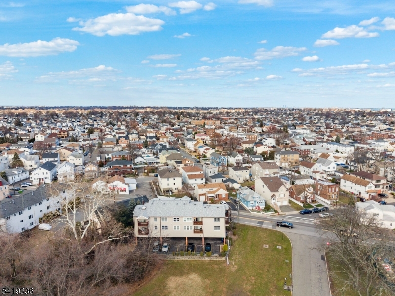 lyndhurst - Residential