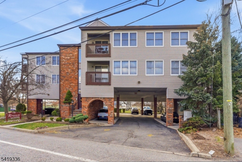 lyndhurst - Residential
