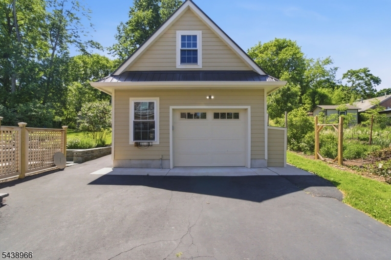 Cottage Hill - Residential