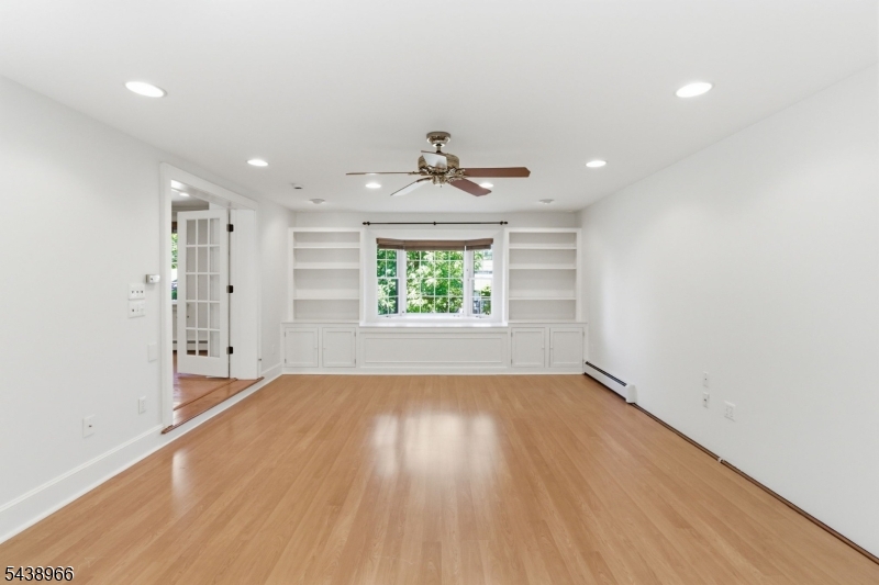 Cottage Hill - Residential