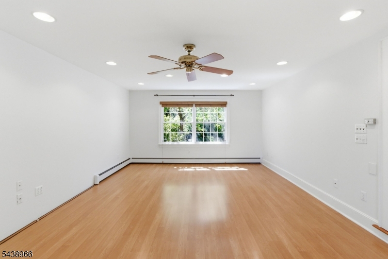 Cottage Hill - Residential
