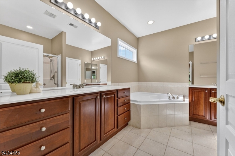 Somerset Run - Residential