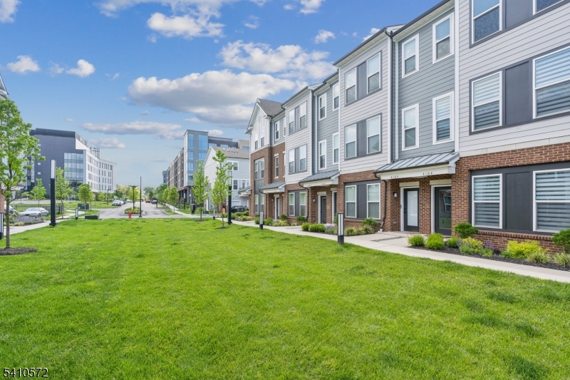 Townshome at Vermella - Residential