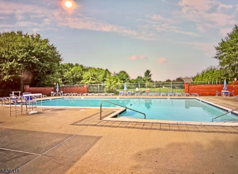 Glenbrooke - Residential