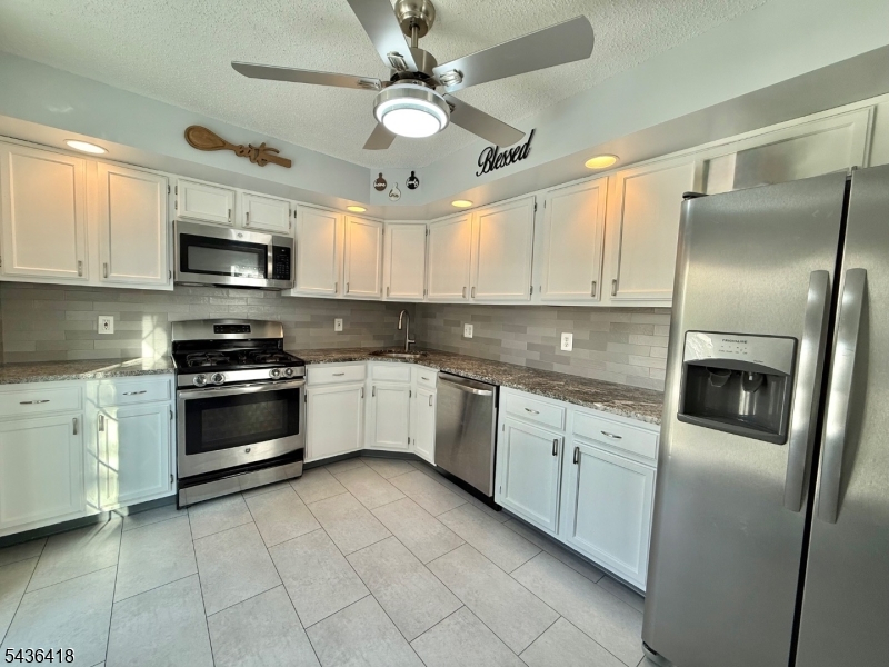 Glenbrooke - Residential