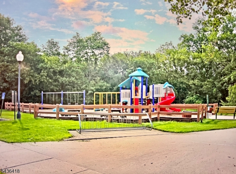 Glenbrooke - Residential