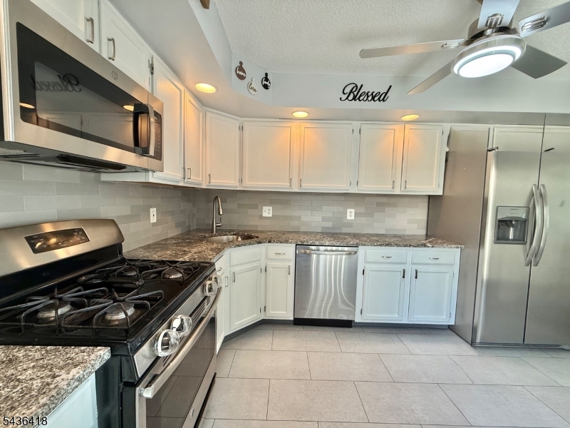 Glenbrooke - Residential