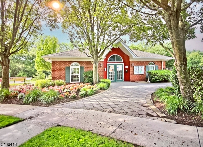 Glenbrooke - Residential
