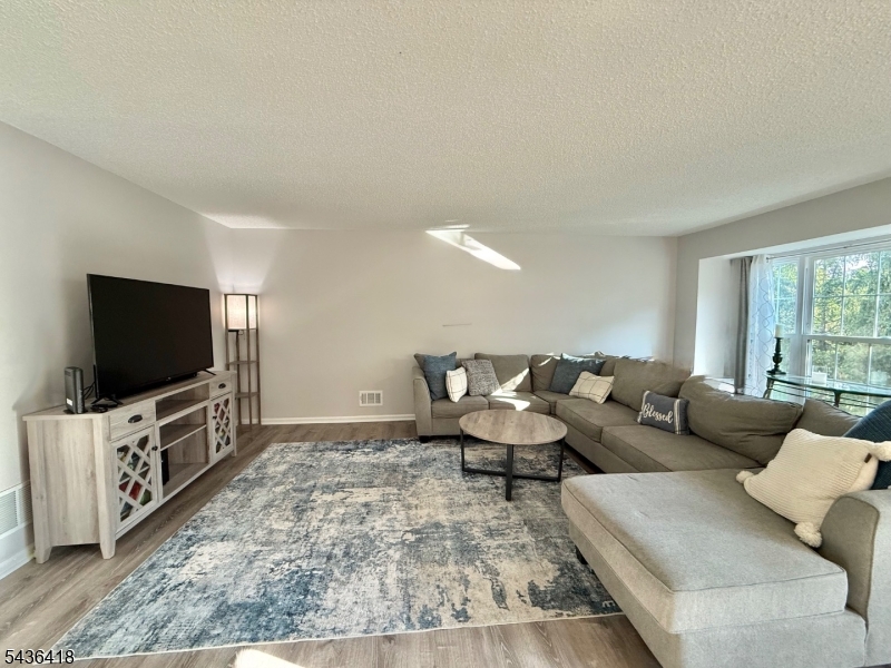 Glenbrooke - Residential