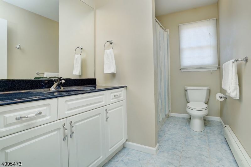 Glenmont Commons - Residential