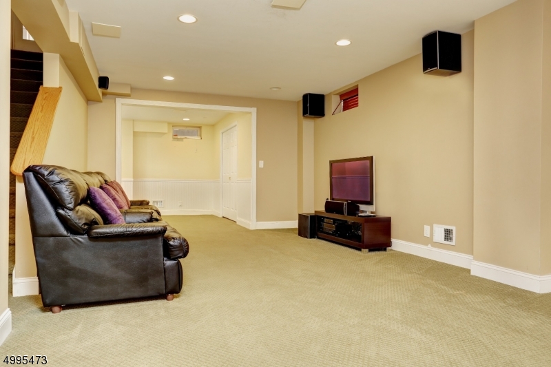 Glenmont Commons - Residential