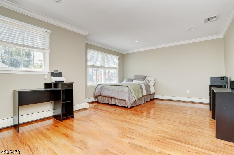 Glenmont Commons - Residential