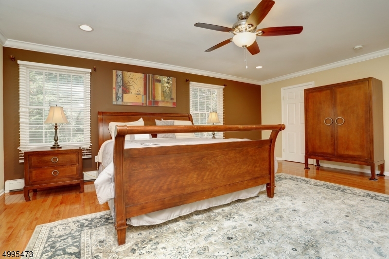 Glenmont Commons - Residential