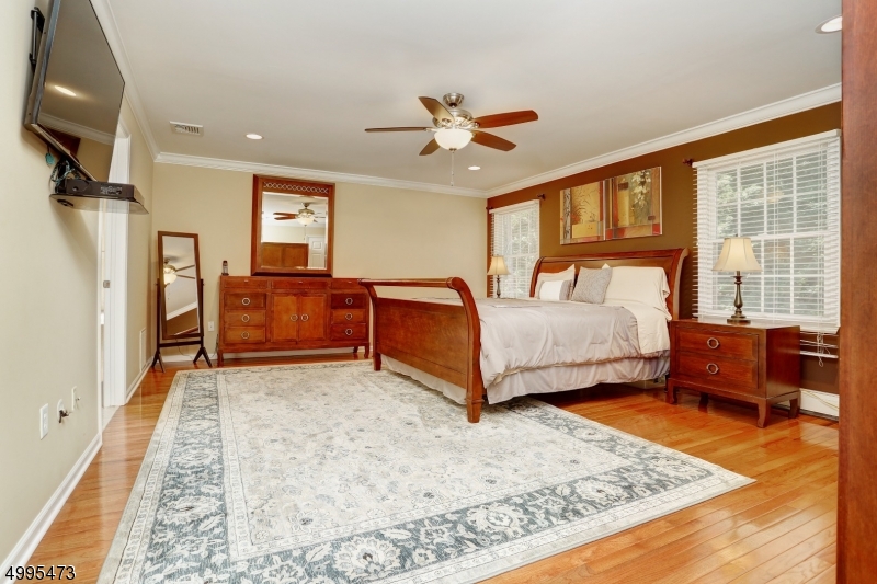 Glenmont Commons - Residential