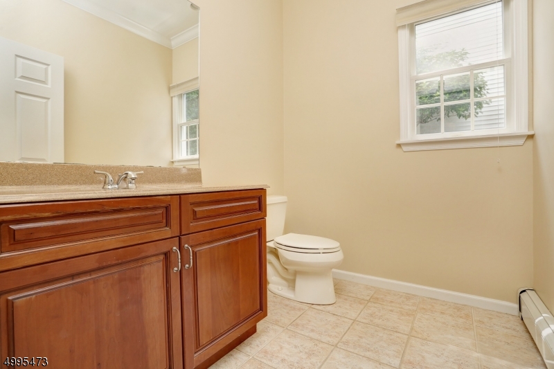 Glenmont Commons - Residential