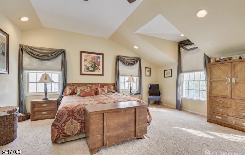 Country Club estates - Residential