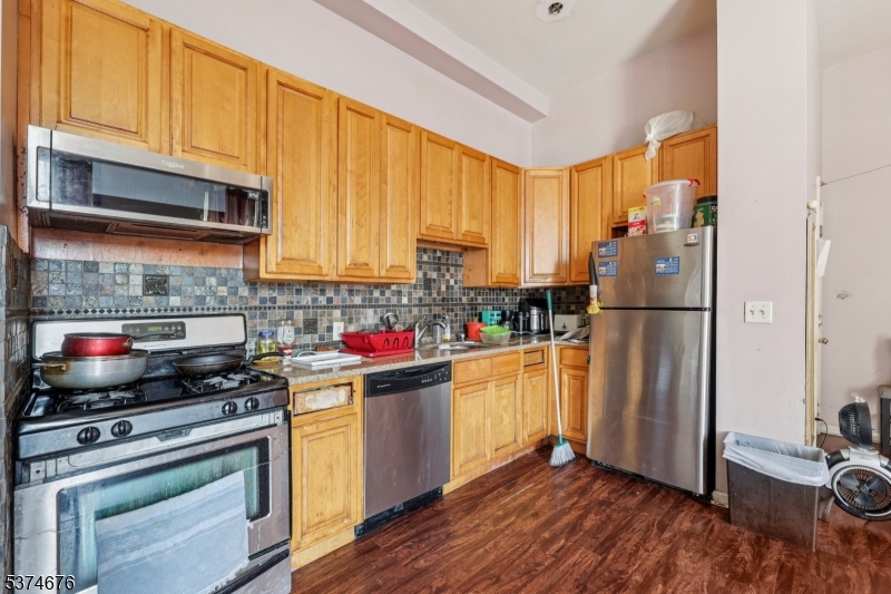 Condo - Residential