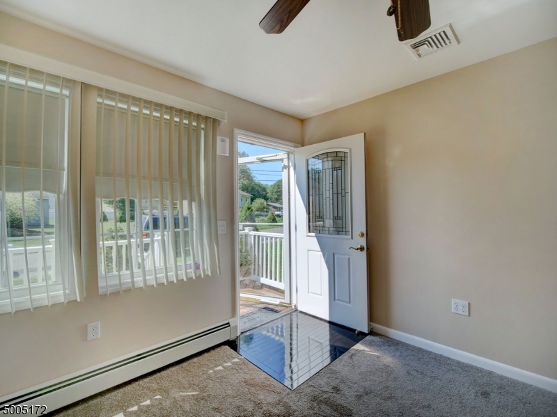 BUDD LAKE - Residential