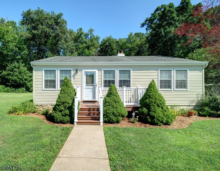 BUDD LAKE - Residential
