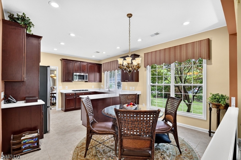 SOMERSET RUN - Residential