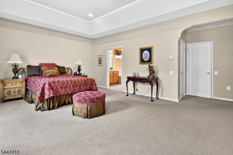 SOMERSET RUN - Residential