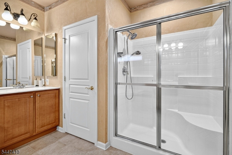 SOMERSET RUN - Residential