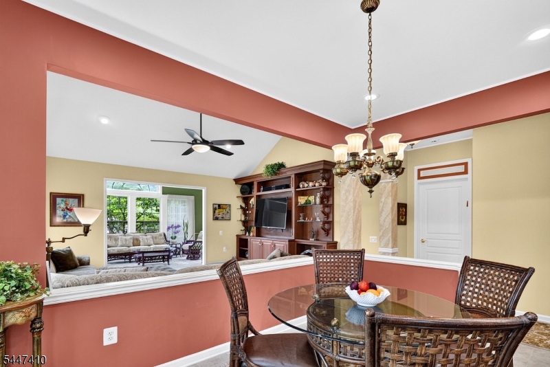 SOMERSET RUN - Residential