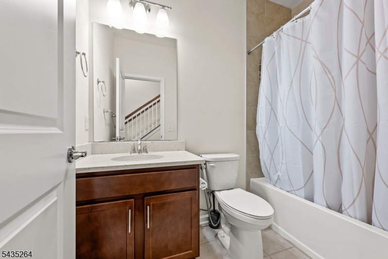 Livingston Square - Residential