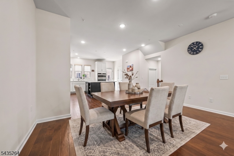 Livingston Square - Residential