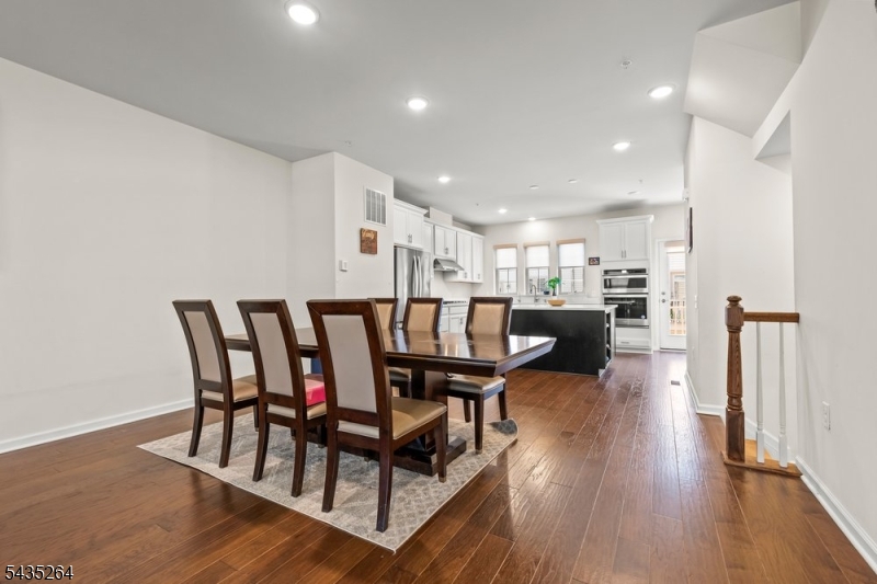 Livingston Square - Residential