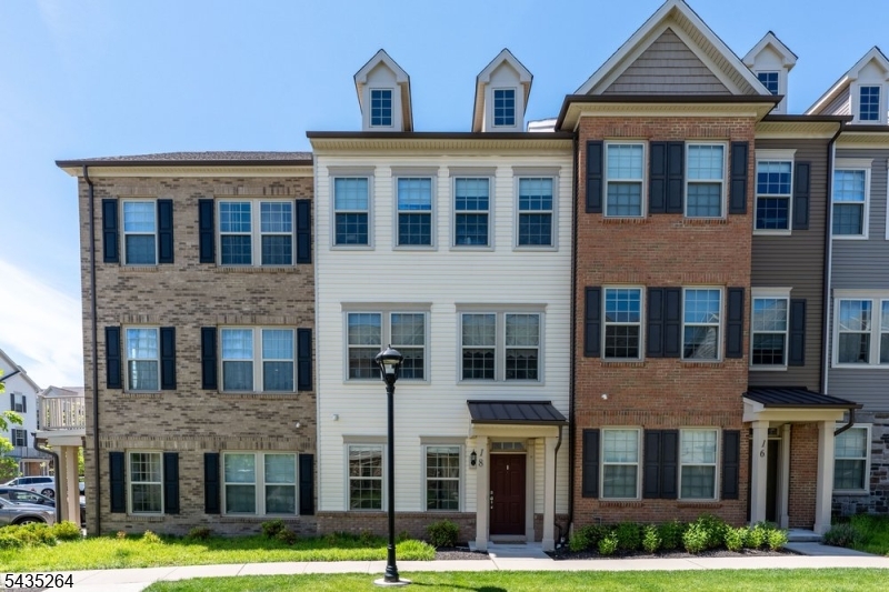 Livingston Square - Residential