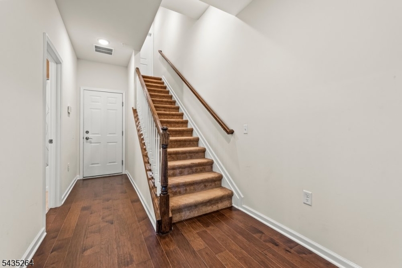 Livingston Square - Residential