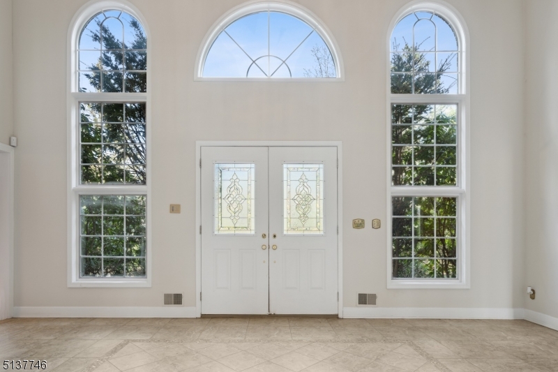Paramount Estates - Residential