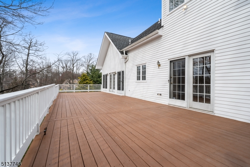 Paramount Estates - Residential