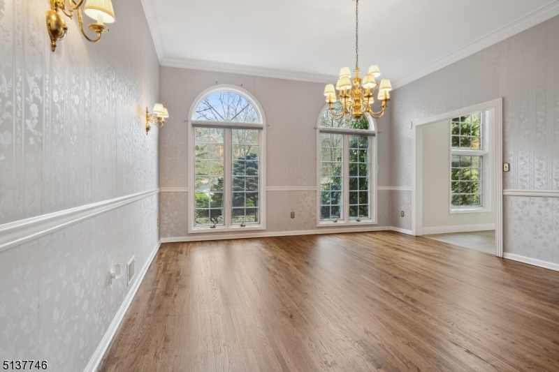 Paramount Estates - Residential