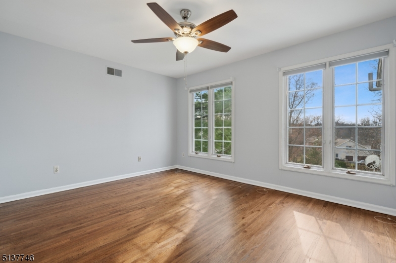 Paramount Estates - Residential